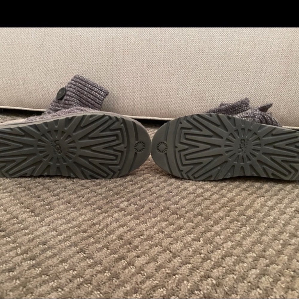 UGG Grey Cardy Knit Sweater Boots - Picture 8 of 11